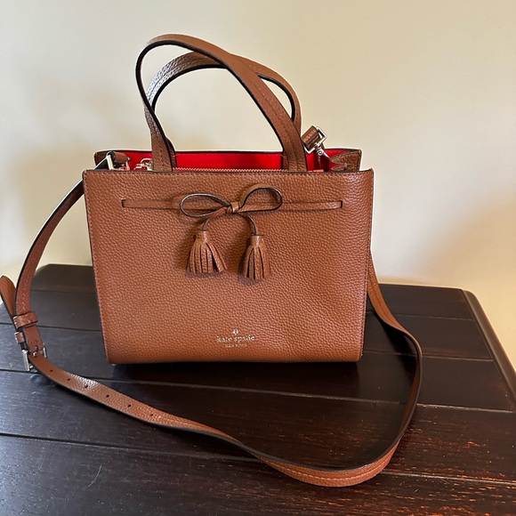 Medium Brown leather cross body Michael Kors - Picture 1 of 1